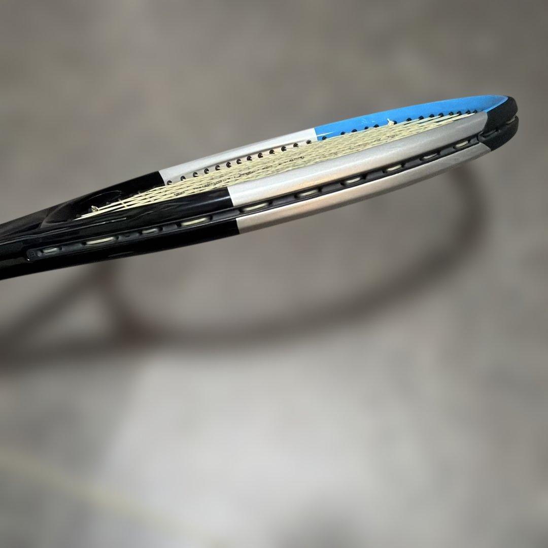 超美品　Wilson ULTRA100L V3.0 硬式テニスラケット280g