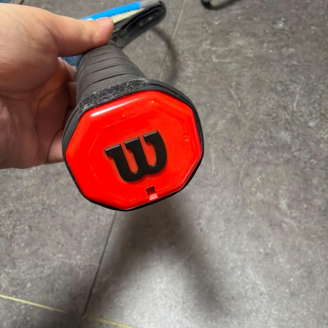 超美品　Wilson ULTRA100L V3.0 硬式テニスラケット280g