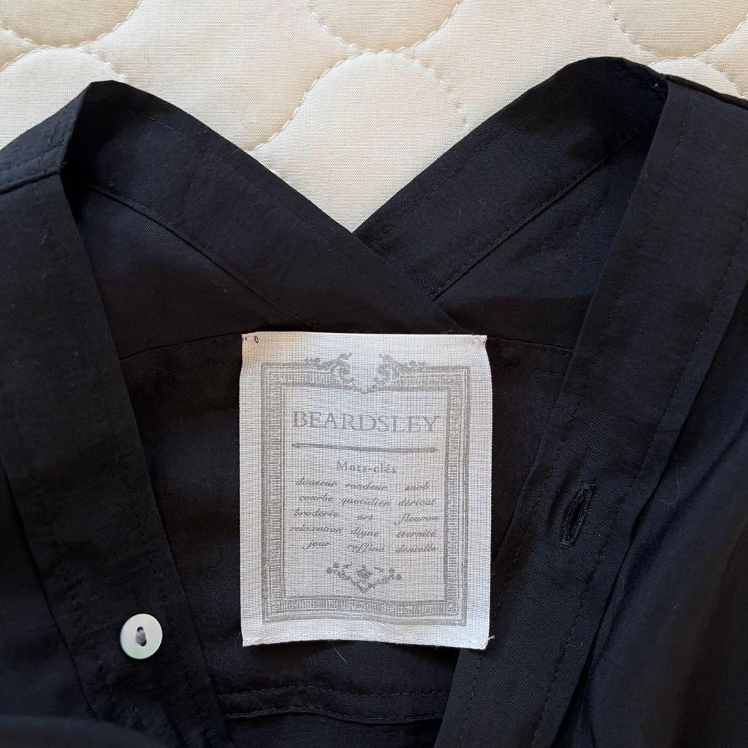 【24SS美品】BEARDSLEY✴︎カラーレスシャツワンピース　ブラックFREE