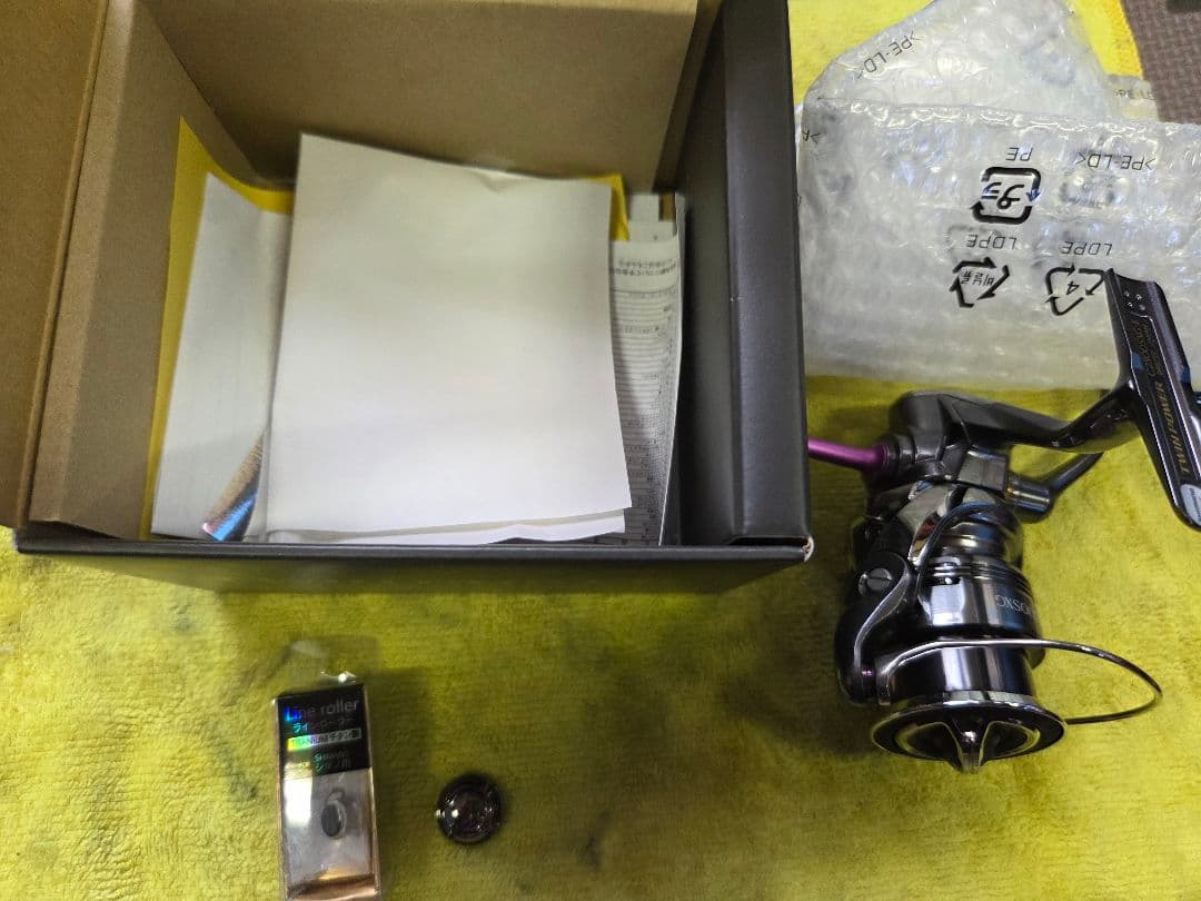 シマノ 24 ツインパワー C2500SXG SHIMANO スピニングリール