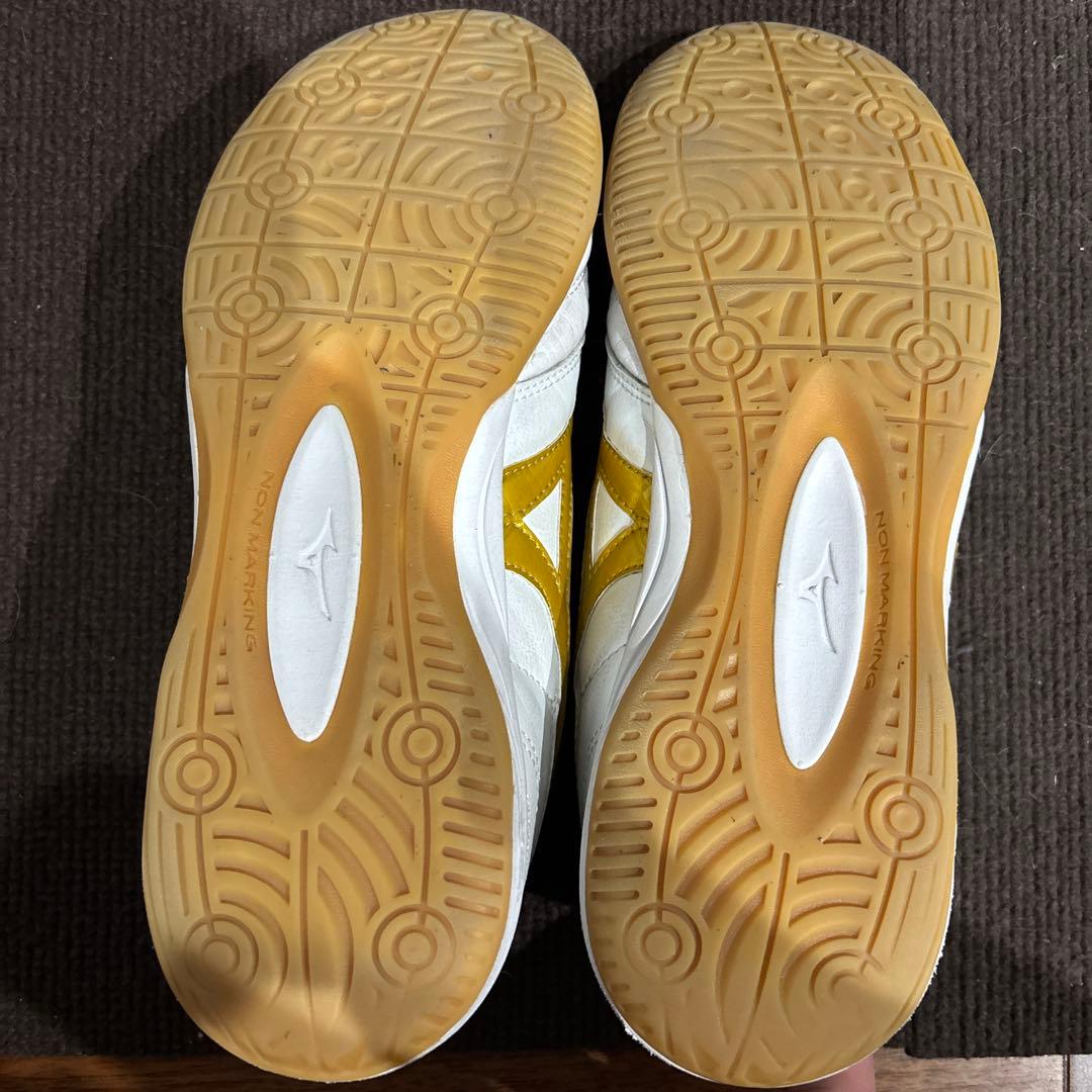 Mizuno Morelia サッカーシューズ ホワイト/ゴールド