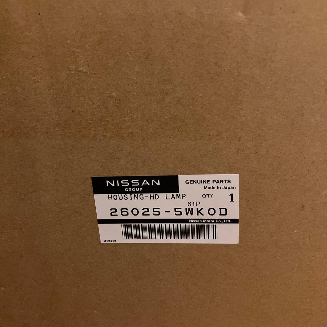 日産ノート　E12 ヘッドライト