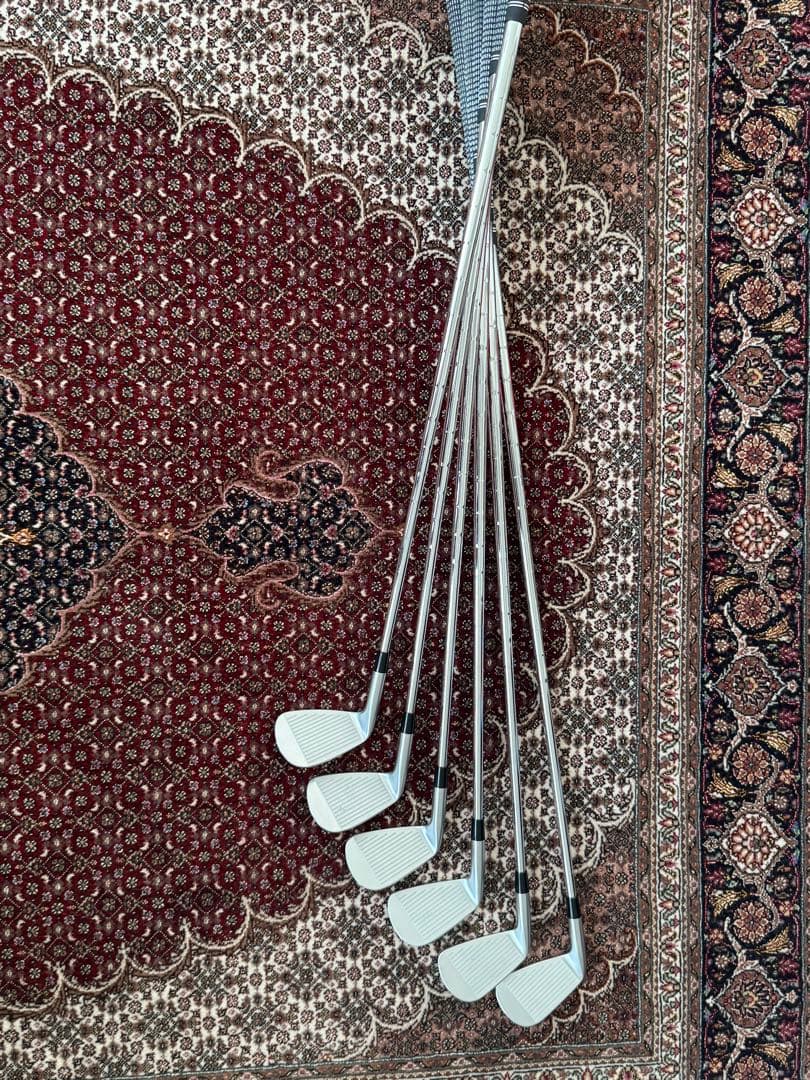 【使用わずか】ブリヂストン 241CB アイアン モーダス105 Sシャフト