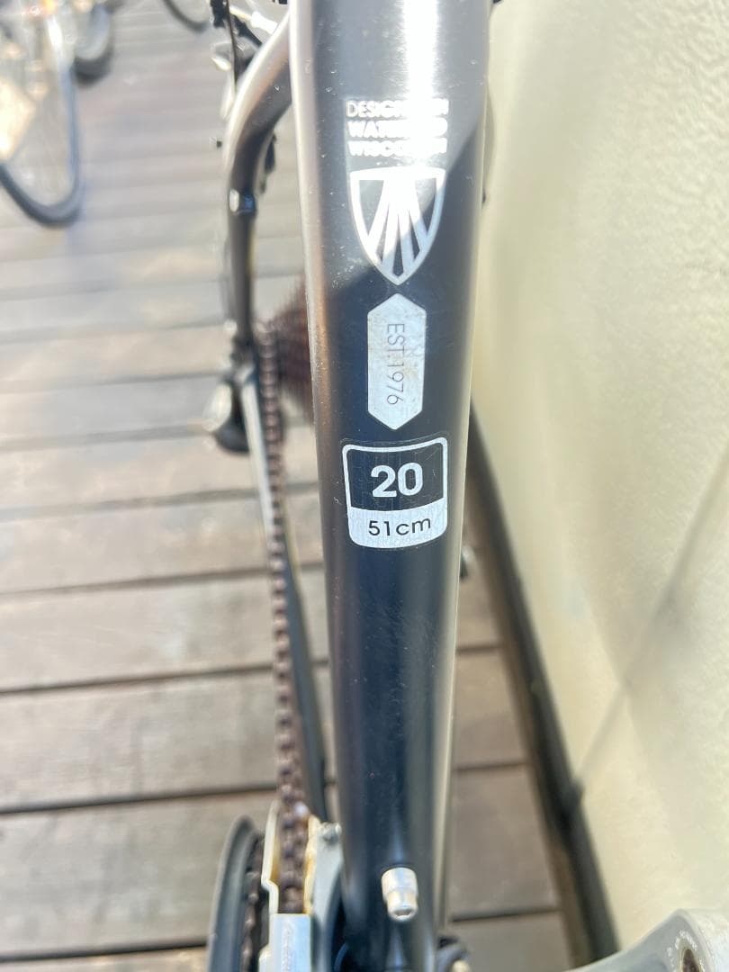 トレック ＴＲＥＫ FX7.4　シマノ２７段変速クロスバイク　５１０㎜　引取専用