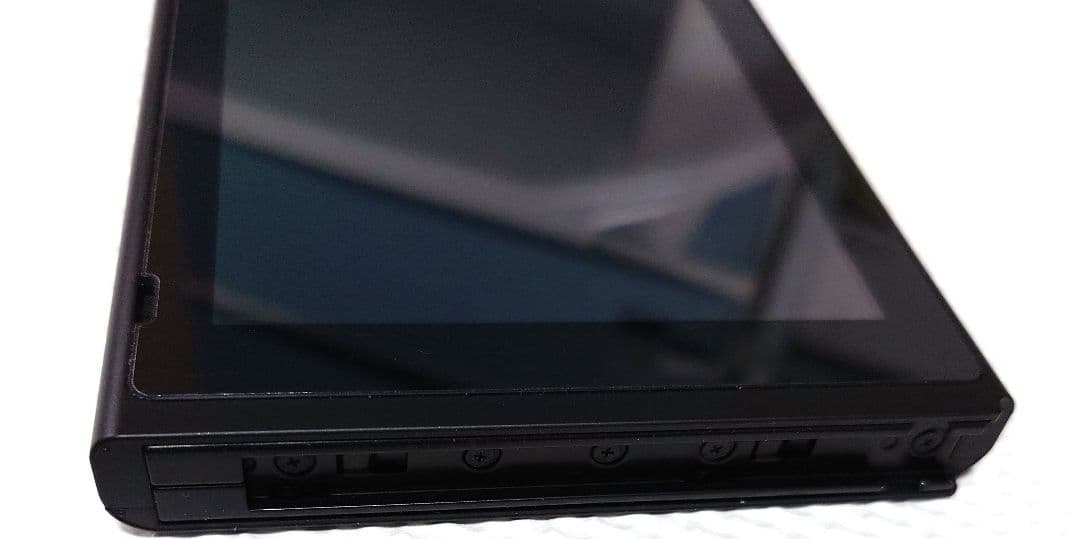 Switch 本体＋ポーチ付き