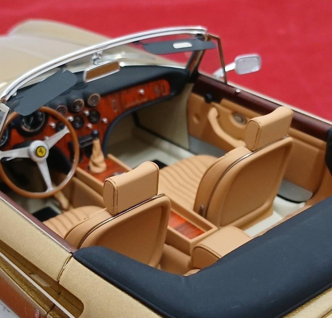 BBRミニカー 1/18 Ferrari フェラーリ 365 カリフォルニア