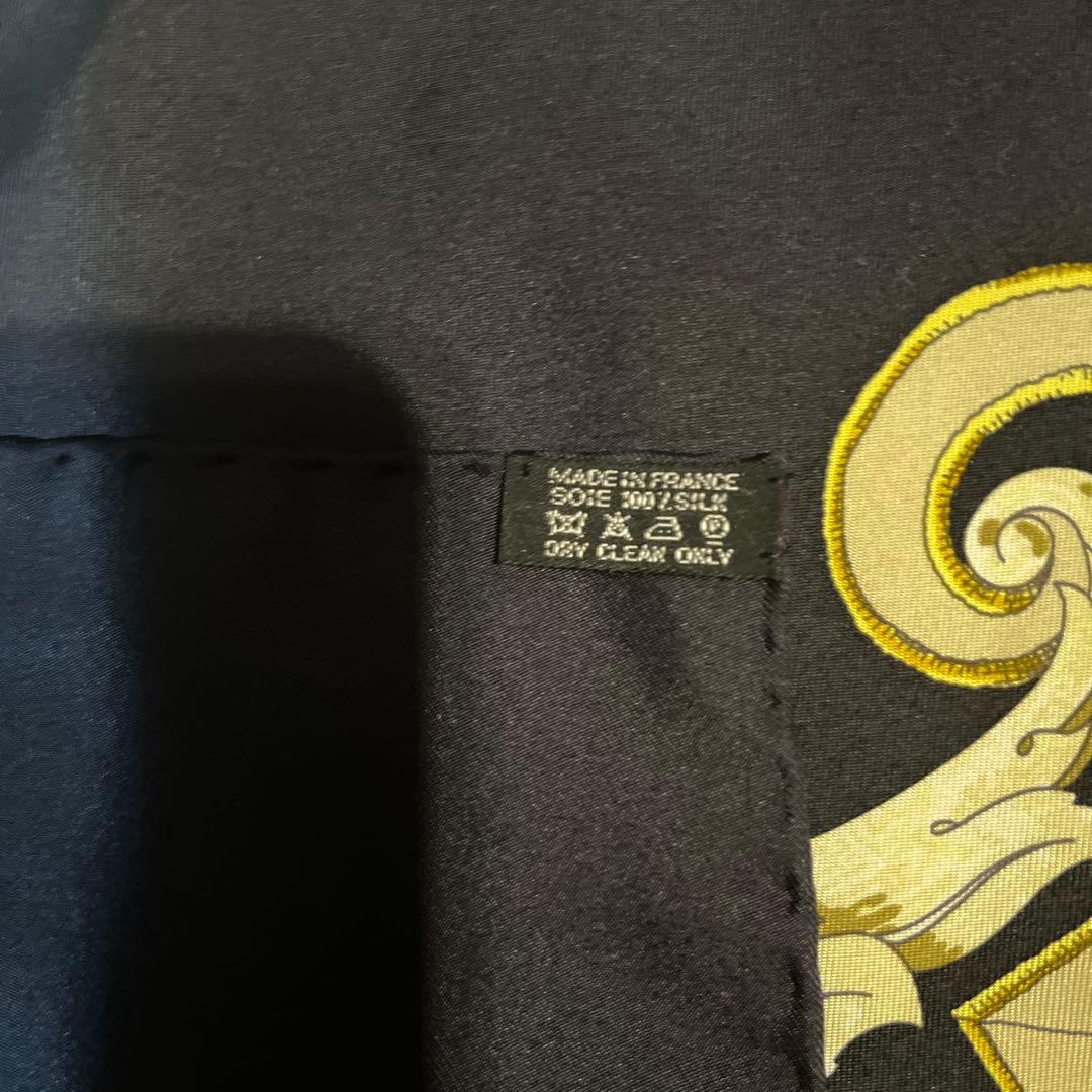 エルメスHermes スカーフ 黒 馬具デザイン