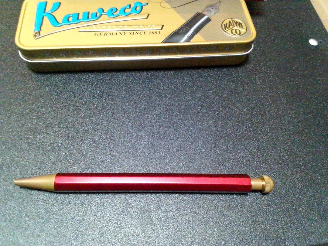 カヴェコスペシャルレッド　kaweco ボールペン　限定レッド