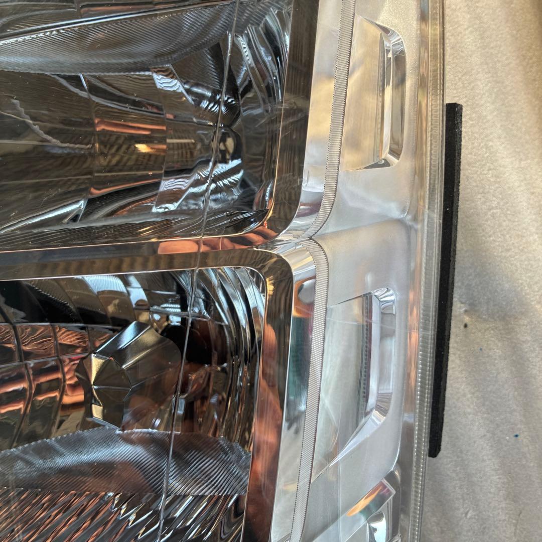 クリッパー　DR16T 左ヘッドライト