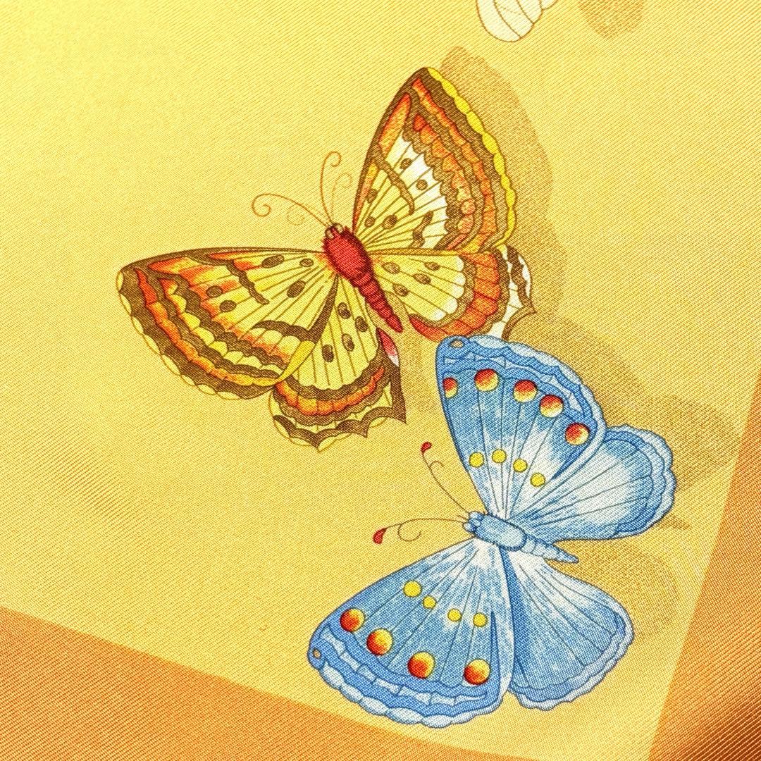 Salvatore Ferragamoスカーフ 花 蝶 てんとう虫 シルク 美品