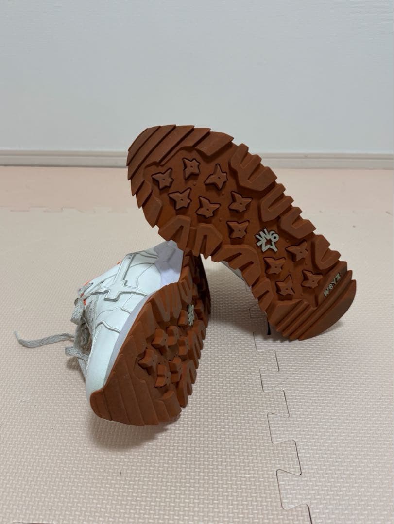 W6YZ BREEZE3 ゴルフ用スニーカー ホワイト 25.5cm