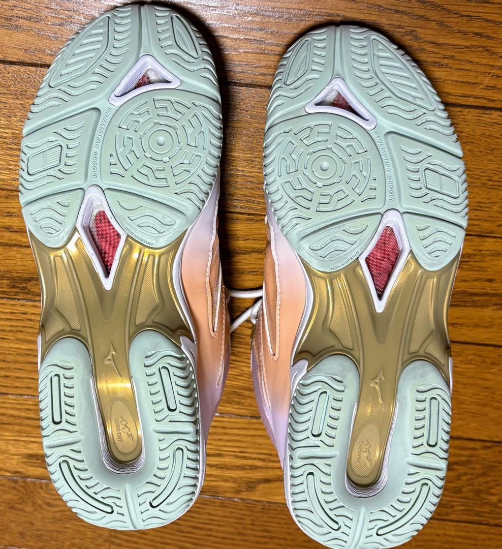 MIZUNOウェーブダイバース23.5cm