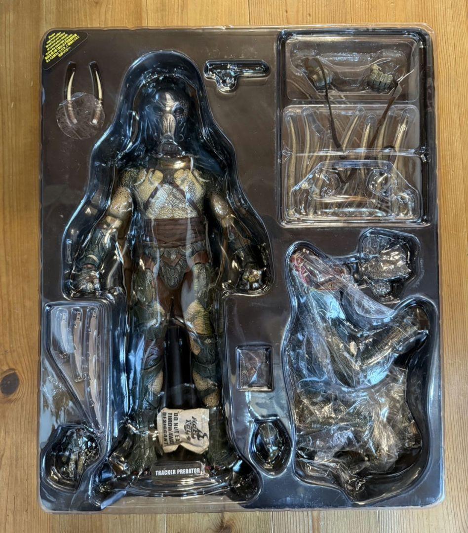 ホットトイズ　トラッカープレデター