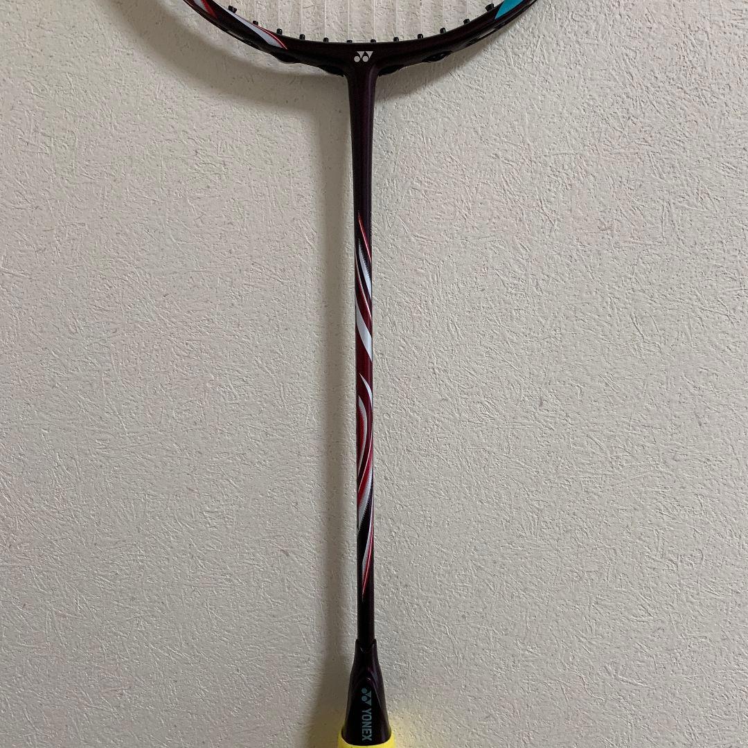 YONEX　アストロクス100ZZ　4UG5　(陥没修理品)