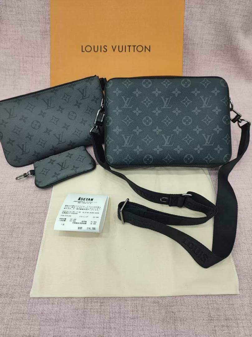 ルイヴィトン エクリプス トリオ メッセンジャーバッグ 黑