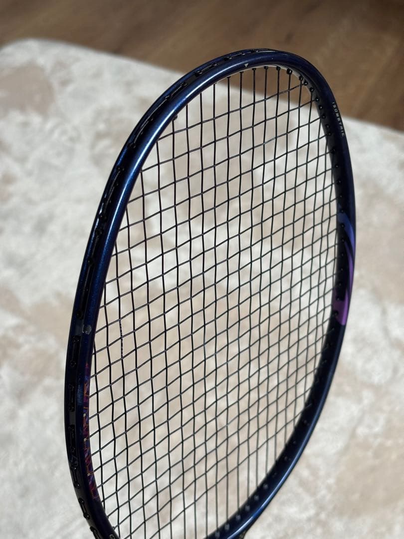 ヨネックス　アストロクス00 バトミントンラケット　付属ケース付き