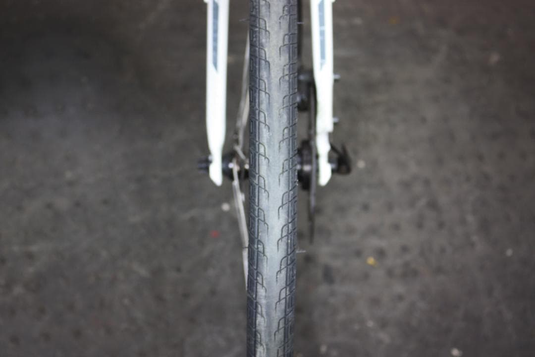 TREK FX2 700C アルミ 24速 440mm 油圧式クロスバイク