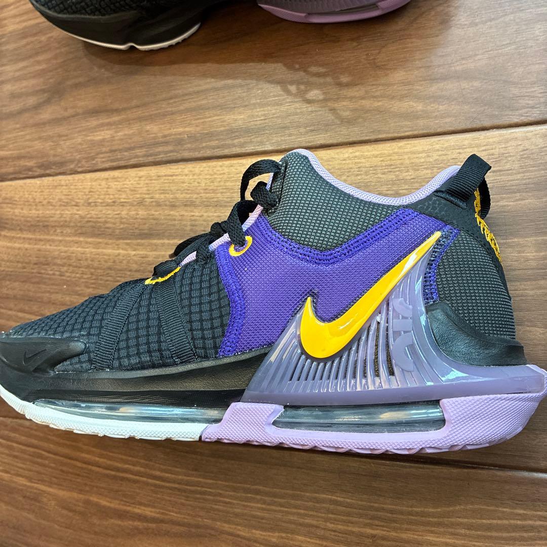 ナイキ バスケットシューズ メンズ レブロン ウィットネス VII