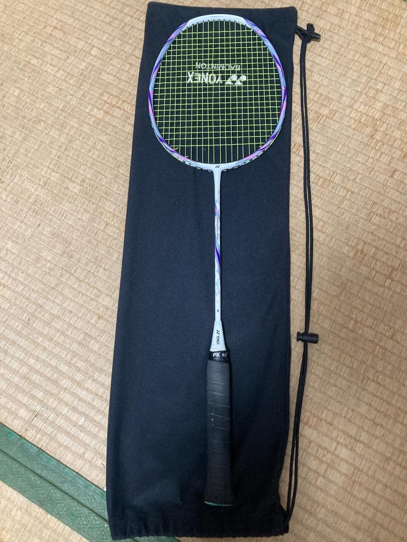 YONEX　バトミントン ラケット　ナノフレア 111