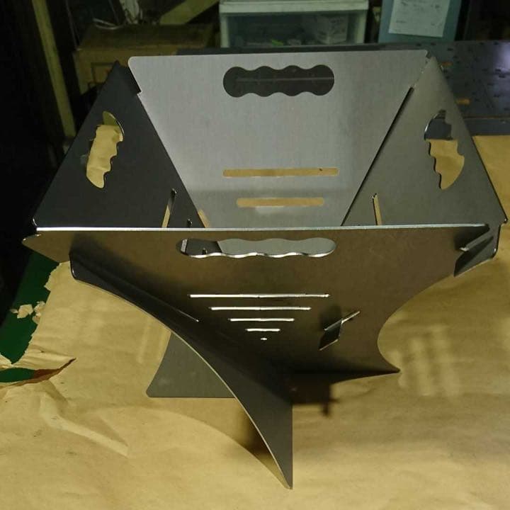 焚き火台　組み立て式