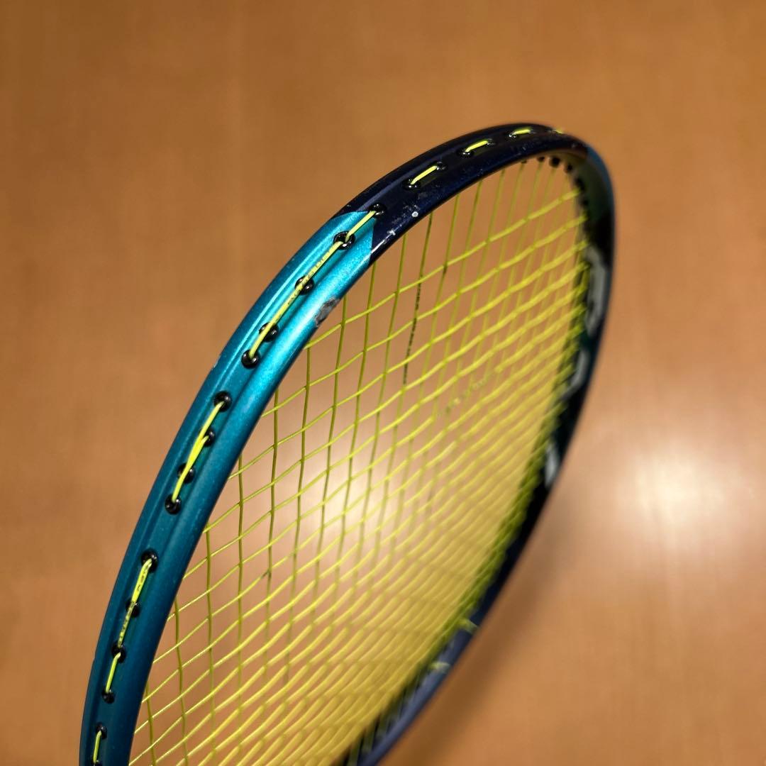 ラケット YONEX nanoflare700