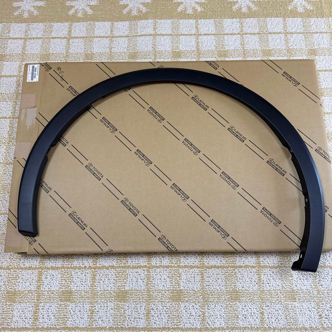 プリウス60フェンダーアーチモール(Gグレード)