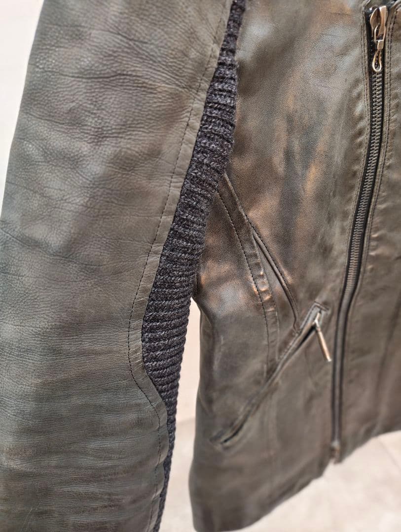 CALF SKIN レザーライダースJKT SISTERE