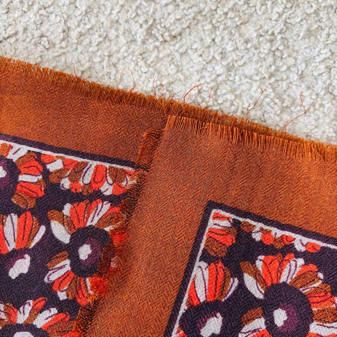 【美品】MOISMONT モワモン フラワースカーフ 70×70 ウール100%