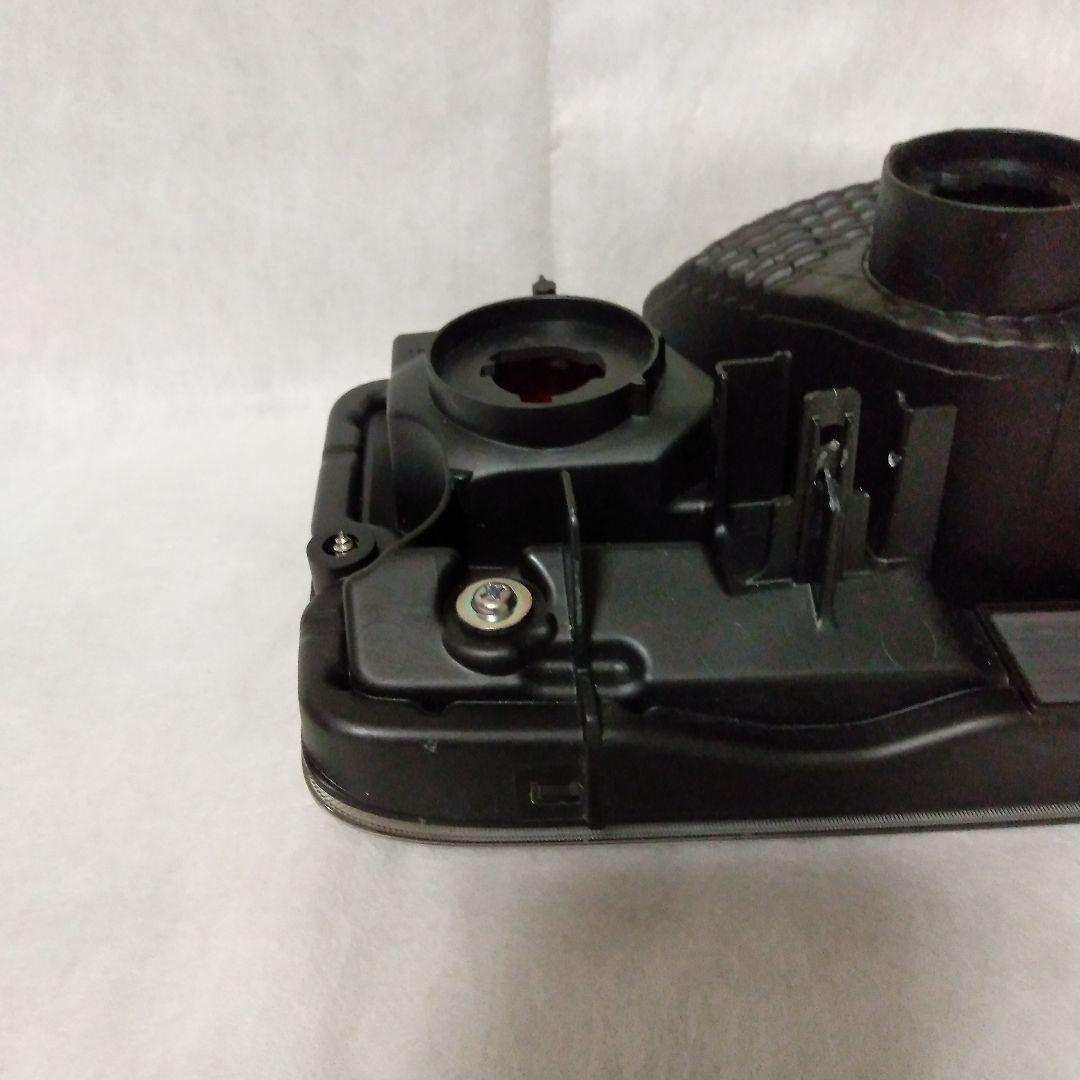 ダイハツ ハイゼット S710V 右テールレンズ テールランプ