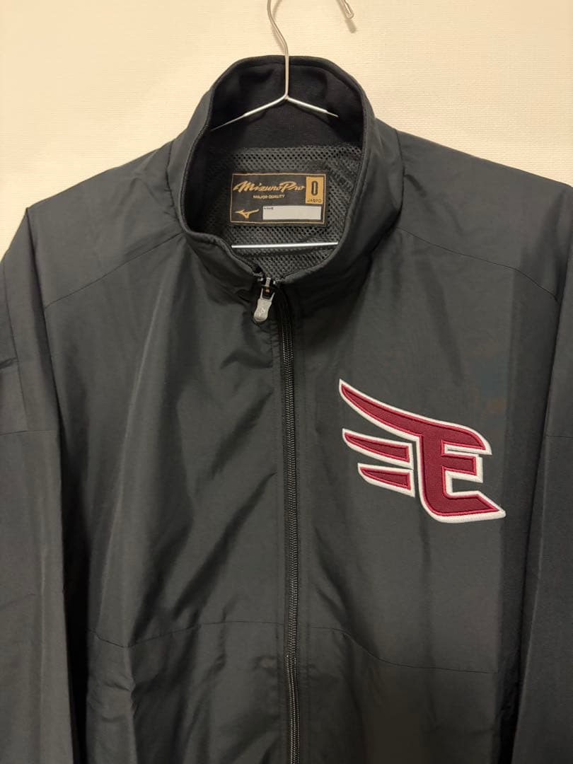 楽天イーグルスロゴ入黒ジャンバー