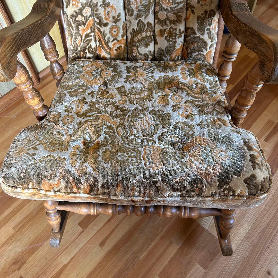 【最高のラグジュアリ】　キングサイズ　ロッキングチェア