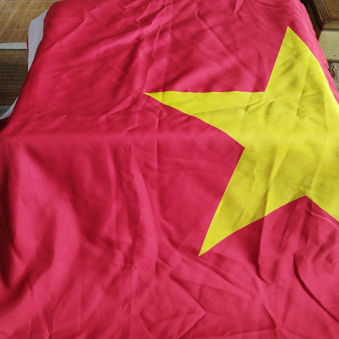 中華人民共和国　国旗