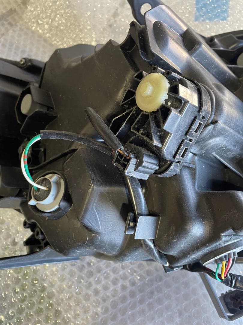 80系後期　ノア　純正　左ヘッドライト