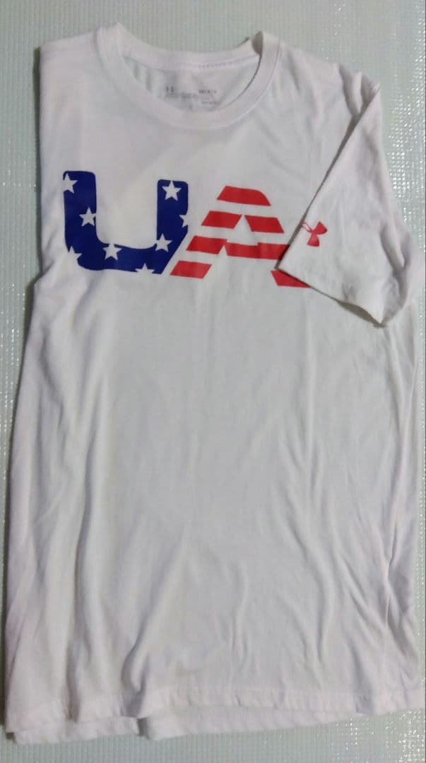 Under Armourとアディダスのウェアセット