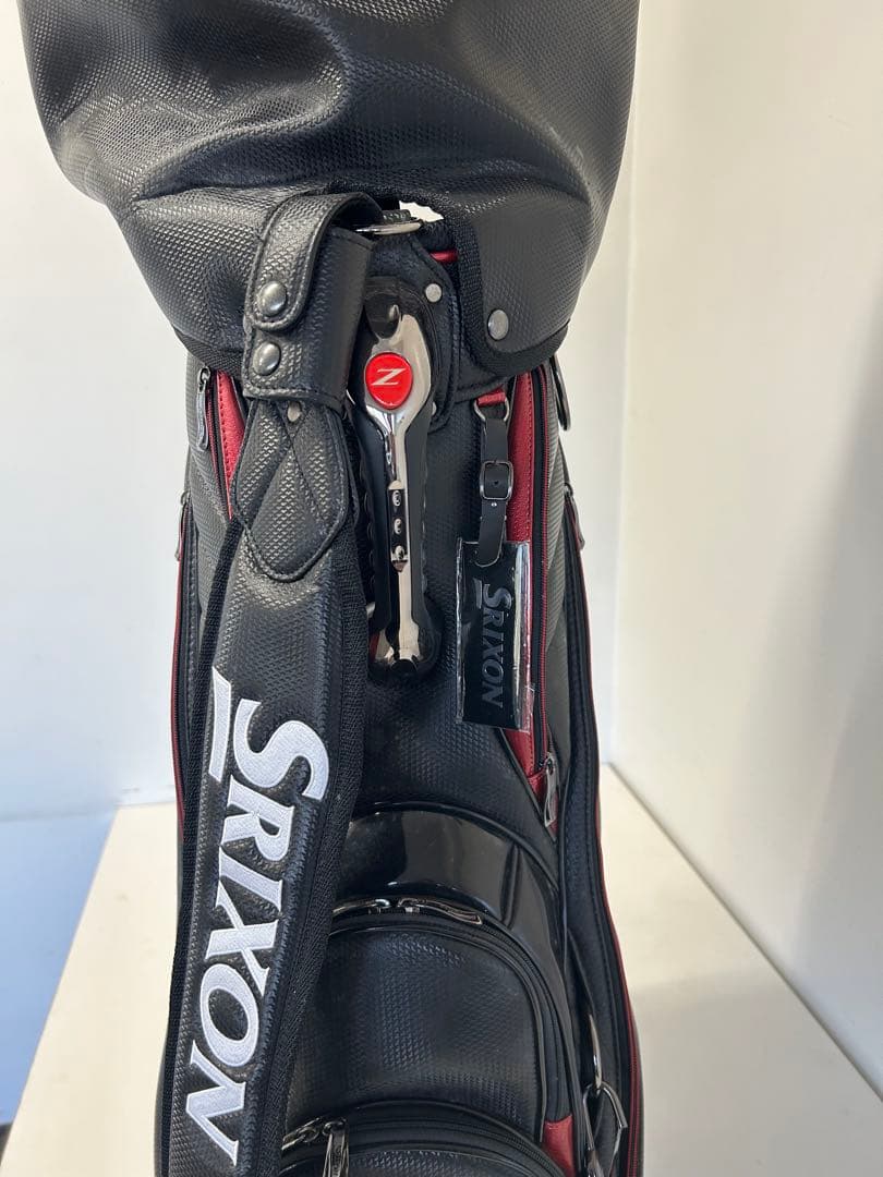 シルバースコット845sゴルフクラブセット一式。Srixon ゴルフバッグ