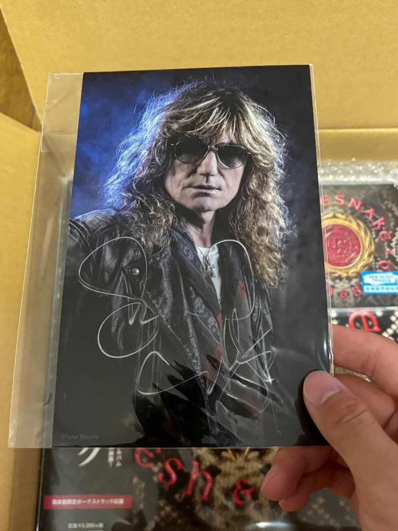 ホワイトスネイク フレッシュ・アンド・ブラッド CD・サイン入りポストカード付き