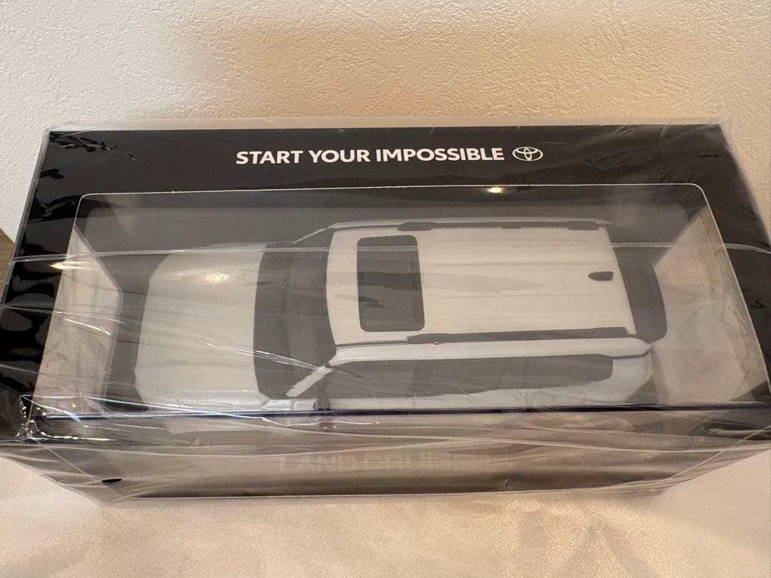 未開封 ランドクルーザー250 1/30 ミニカー