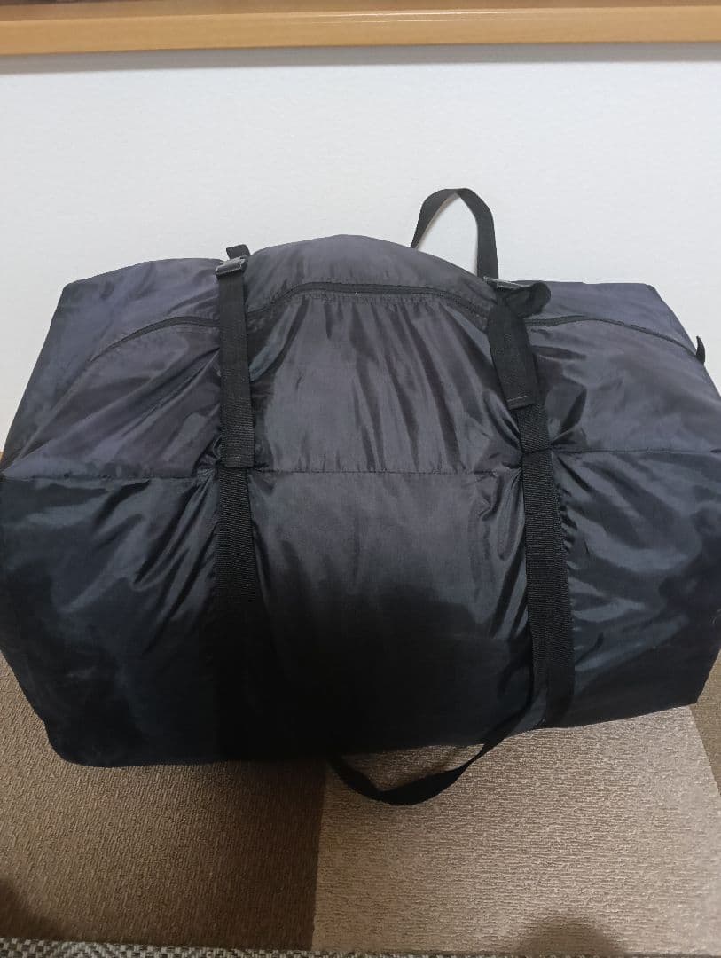 ハイランダー エアフレームテントミーニィ 3回使用 キャンプテント