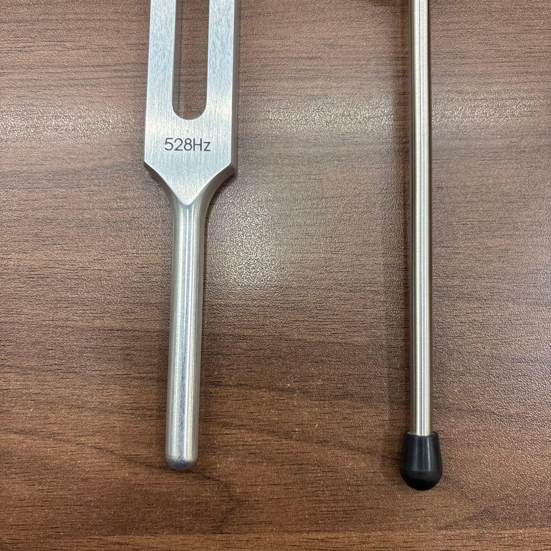 MIチューナー 音叉 528Hz ハンマー付 ニチオン製