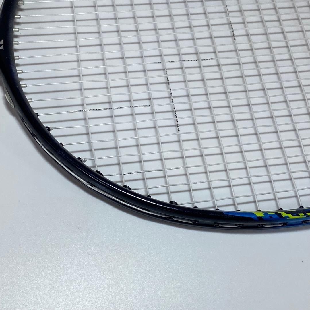 YONEX ヨネックス　ナノフレア700 5UG5 バドミントンラケット