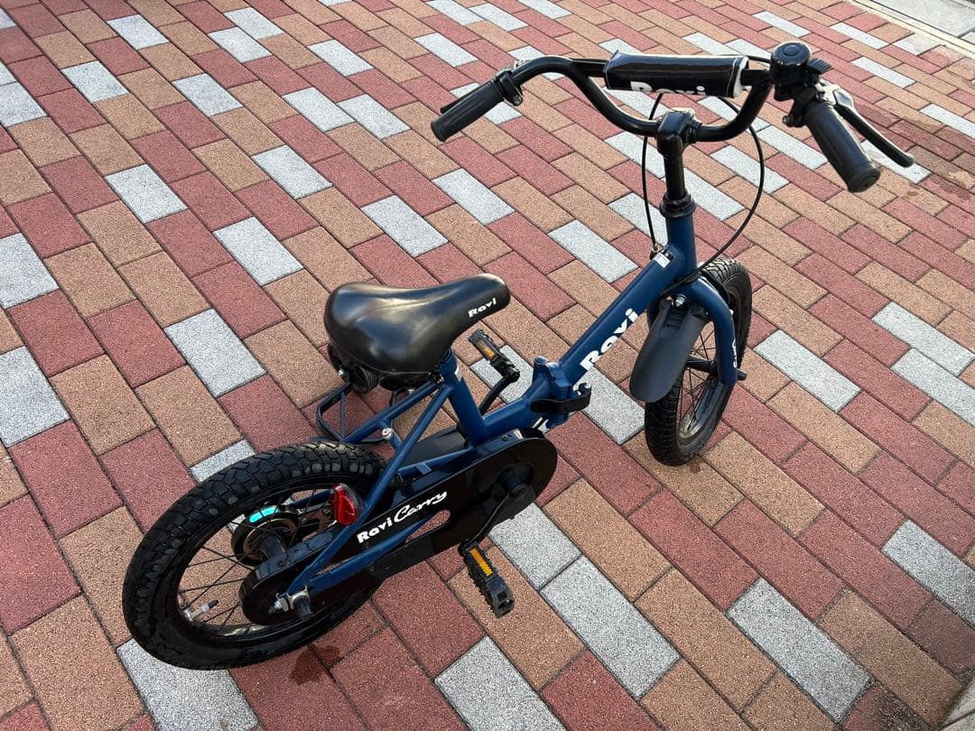 千葉県流山市発送　Ravi 幼児用自転車 14インチ ネイビー 補助輪付き
