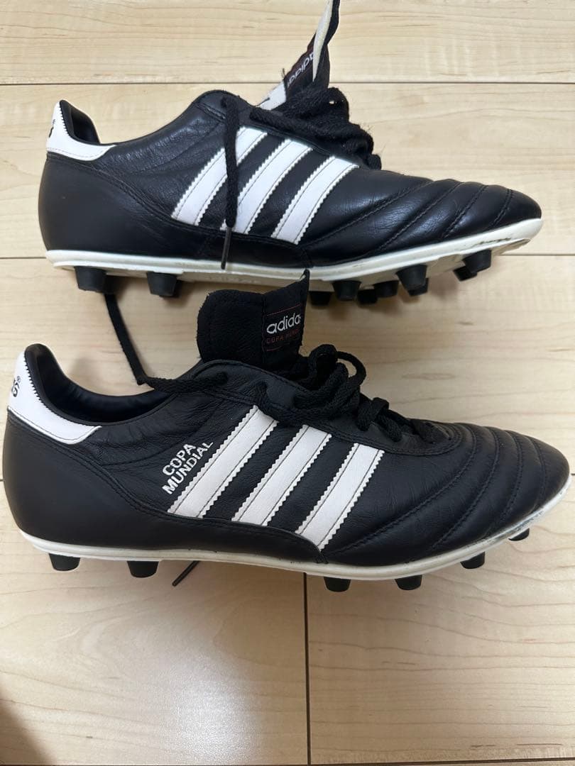 最終値下げアディダス　コパムンディアル