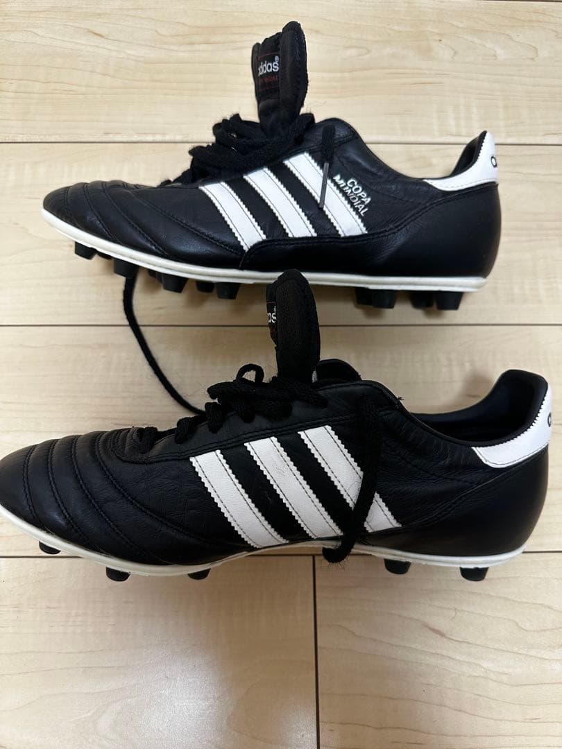 最終値下げアディダス　コパムンディアル