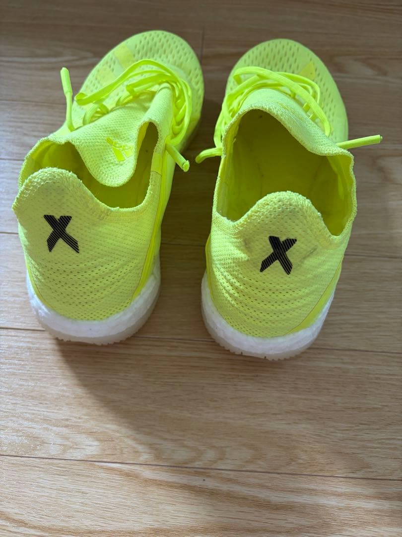 【アディダス X】 屋内シューズ