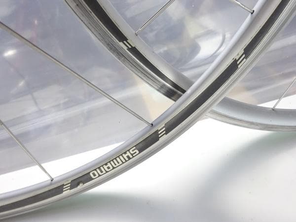 Shimano 700C 完組ホイール シルバー WH-R600