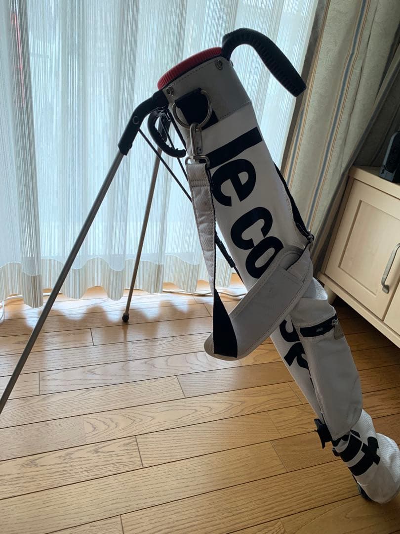 ホワイト ゴルフバッグ スタンド機能付き