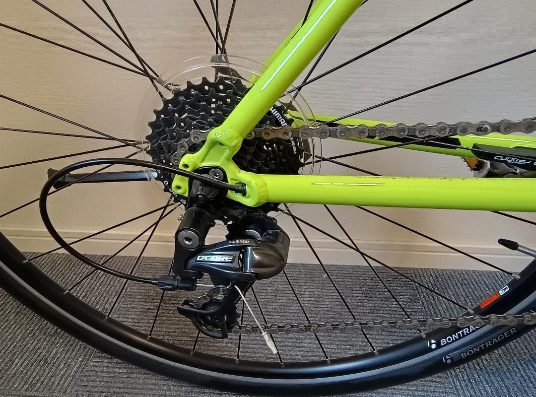 【超美品】クロスバイク TREK 7.4FX トレック　定価8.8万円