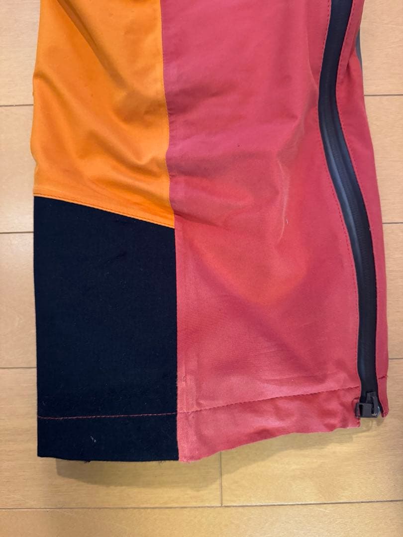 TEAM DESCENTE スキーウェアー　2024/2025