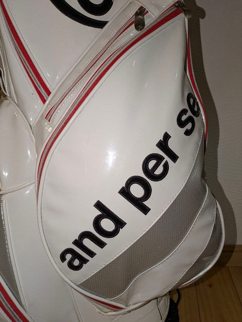 and par se アンパスィ　スタンド式 キャディバッグ ９型 お早めに‼️