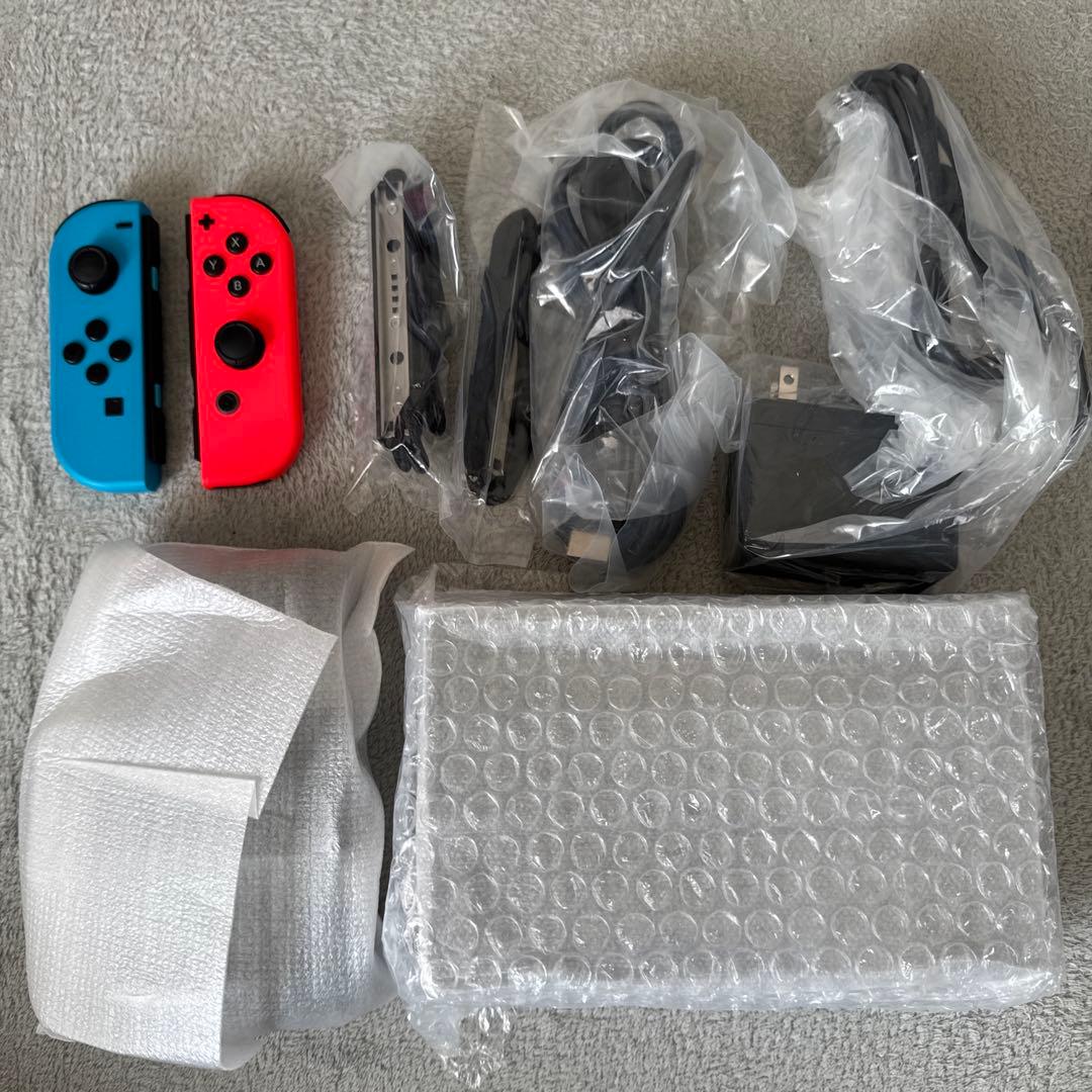 【超美品】ニンテンドーswitch本体　付属品完備